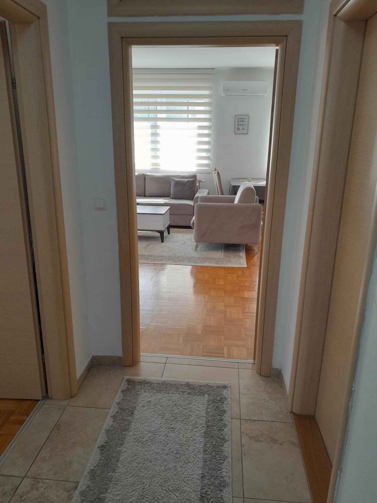 Gray Apartment 1 普里什蒂纳 外观 照片